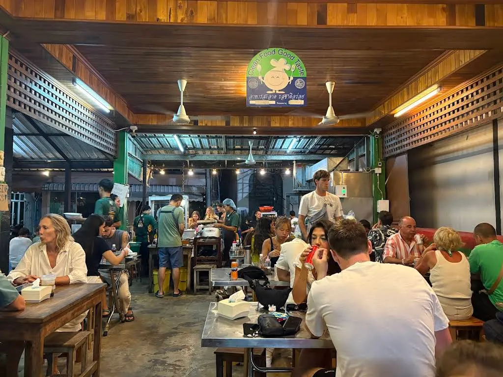 Утка по-пекински в Duck 995 — культовое кафе на Ко Тао